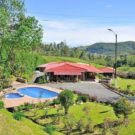 Hotel Finca La Toscana Pereira Esterno foto