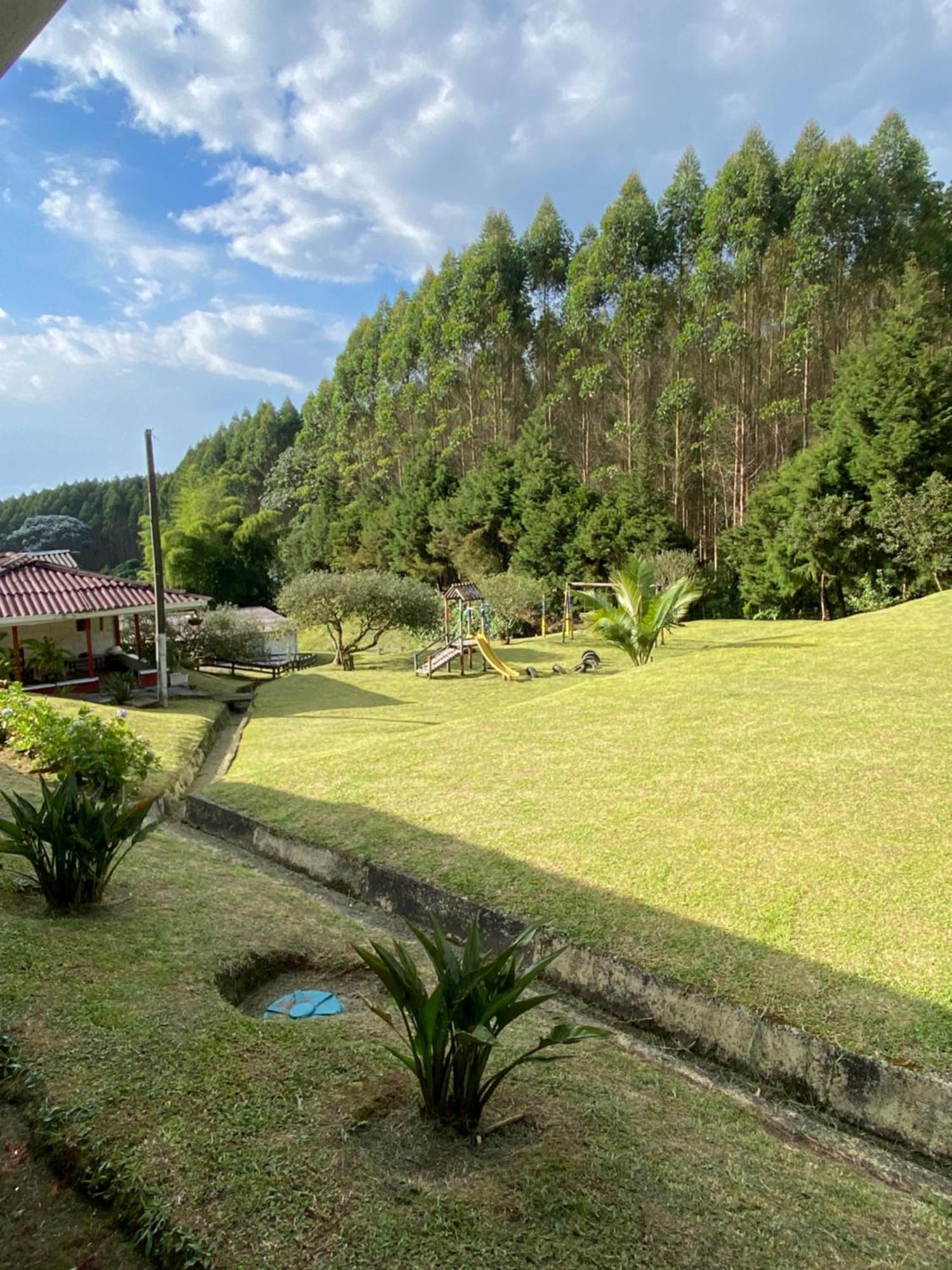 Hotel Finca La Toscana Pereira Esterno foto