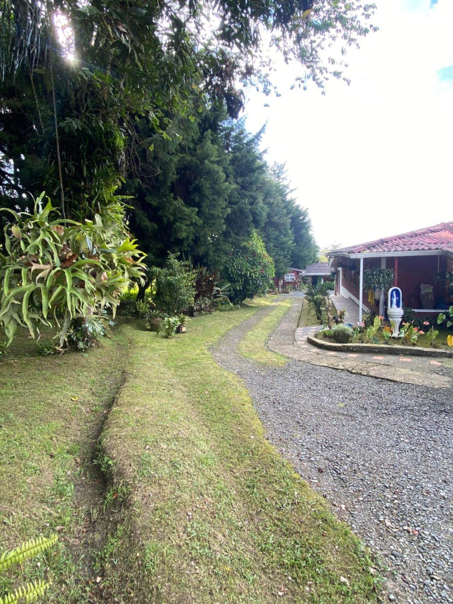 Hotel Finca La Toscana Pereira Esterno foto